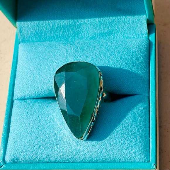 Mother Earth Jewelry Jewelry - COPY - Beautifully Faceted Emerald & Sterling Silver Ring 7